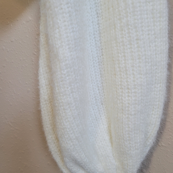 Princess Polly The Henrik Cropped Sweater Long Sleeve White Women's Sz 4 - Picture 5 of 15